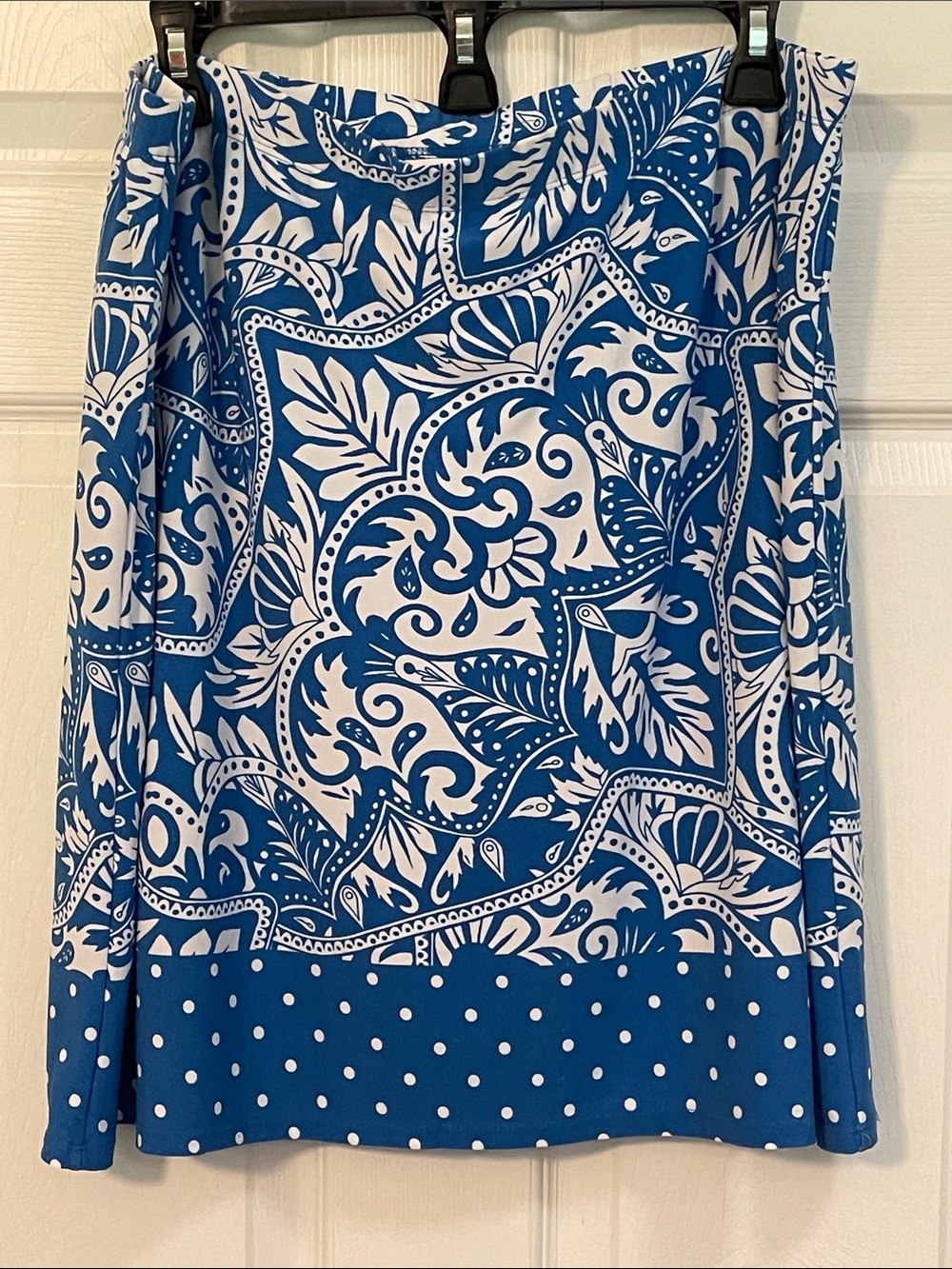 Susan Graver Blue and White Printed Skorts, SZ- L